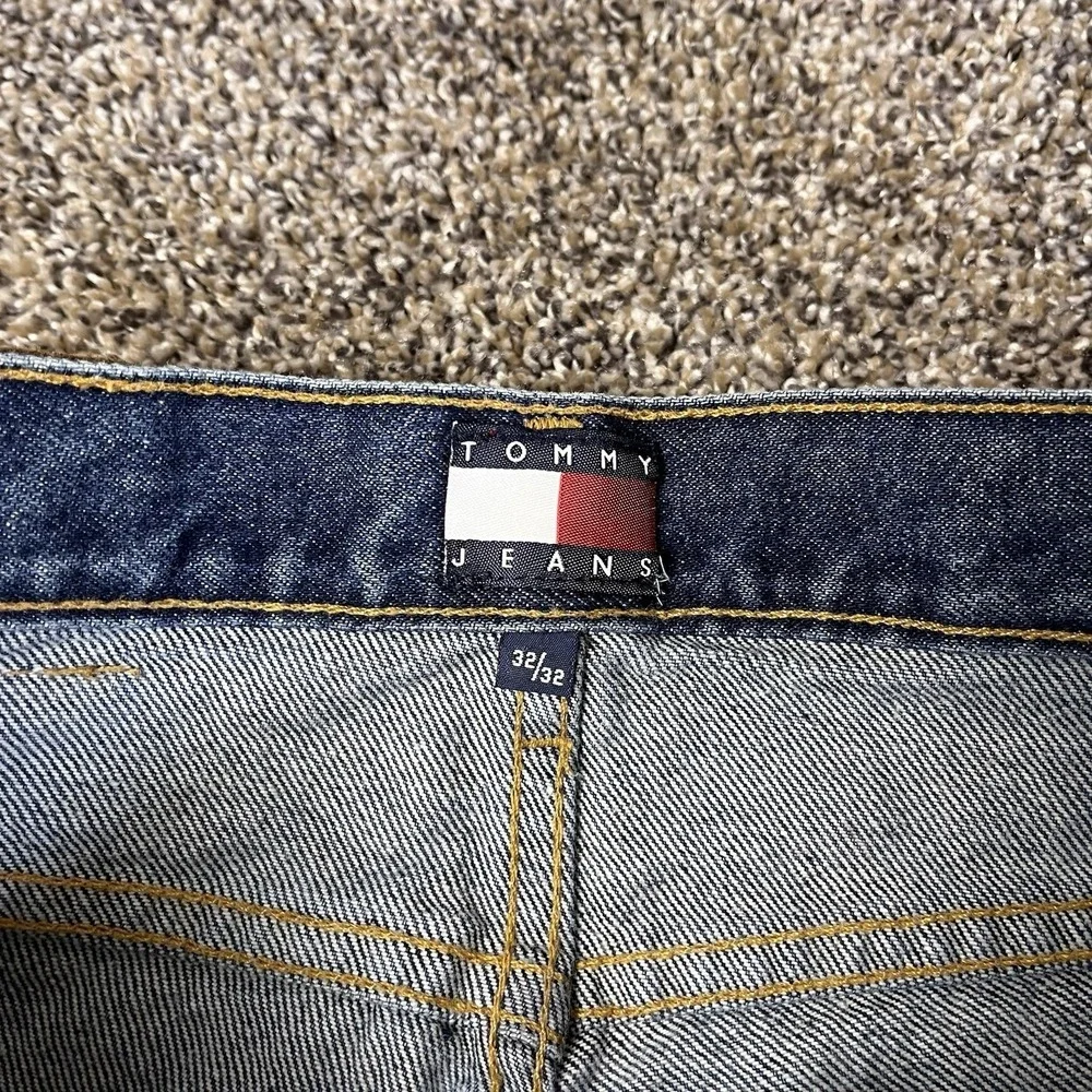 90s Y2K Tommy Hilfiger Men Size 32x32 Denim Jeans Baggy Spellout Embroidered VTG